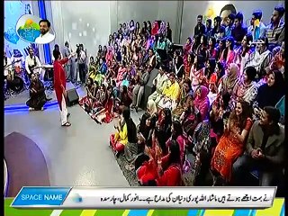 Women Unique Request to Rahat Fateh Ali Khan