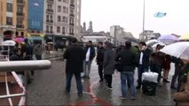 Taksim’de metro seferleri durdu