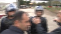 Adana Zabıtadan Robocop Kıyafetiyle Seyyar Satıcı Operasyonu