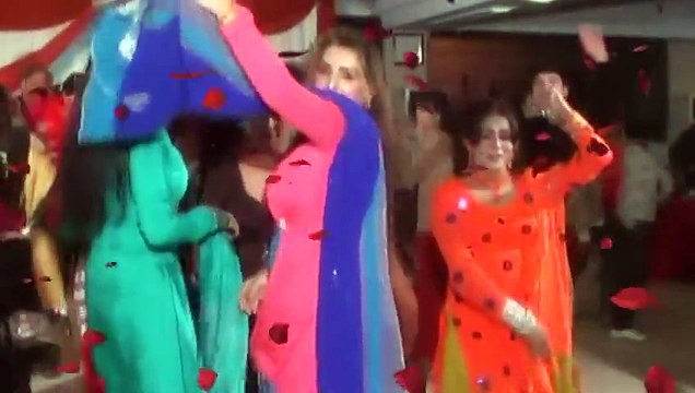 Shemale Laila Live Show Remix