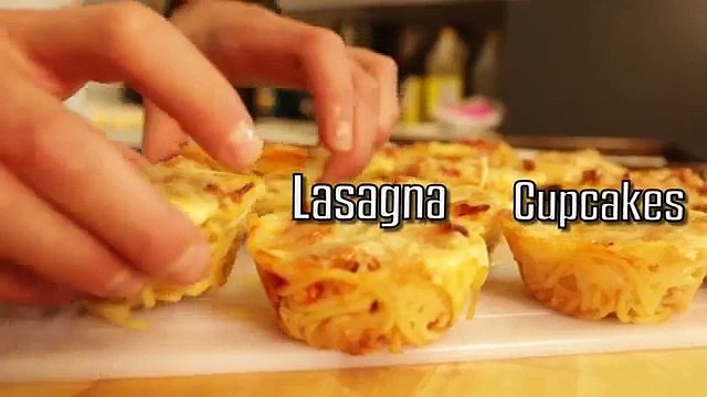 Cuisine spaghettis dans une moule