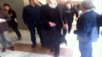 Berkin Elvan soruşturması savcısı rehin alındı !