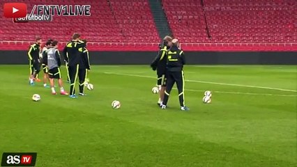 Sergio Ramos exhibits his amazing set-piece prowess in Spain training