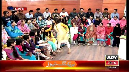Sanam Baloch Ne Apne Show Pe Tamam Auntiyon Or 2 Larkon Ki Beizatti Kar Dali