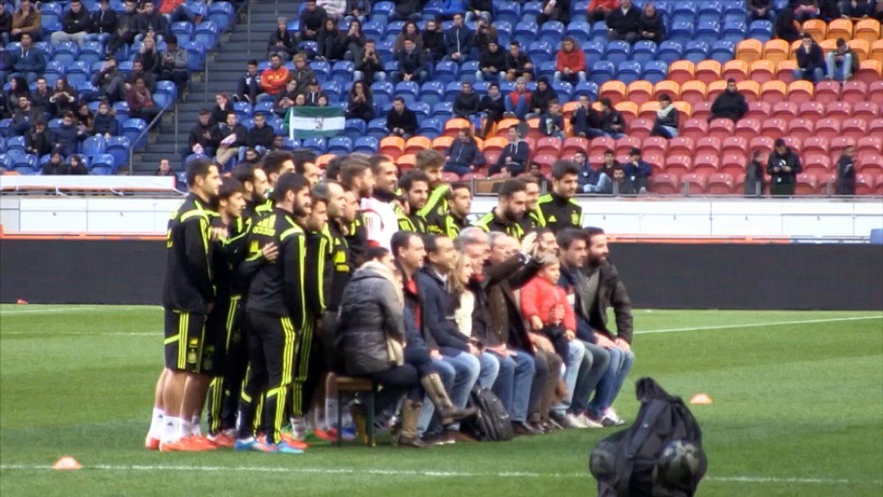 Niederlande: Hiddink: 'Spanien immer Favorit'