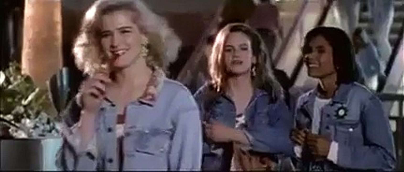 BUFFY, TUEUSE DE VAMPIRES - Bande-annonce