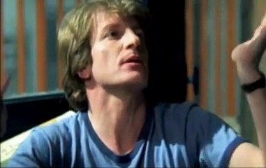 EXTÉRIEUR, NUIT - Bande-annonce