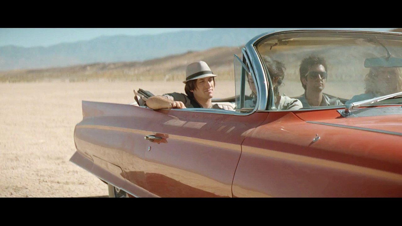 Selena Gomez & The Scene - A Year Without Rain (HD)