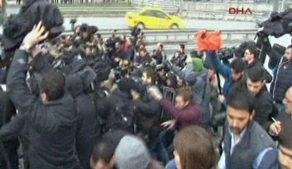 Çağlayan Adliyesi önünde arbede