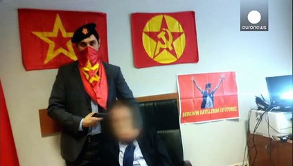 Turkish prosecutor held by gunmen in Istanbul courthouse