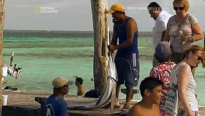 Salvage Code Red s01e02 Typhoon Showdown