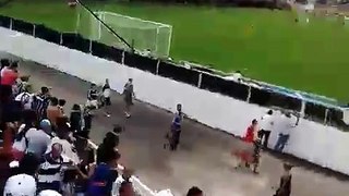 Joãozito no breque da TORCIDA ORGANIZADA CAMISA  12  do Corinthians.