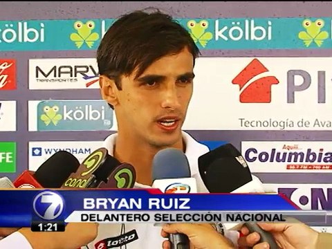 Bryan Ruiz: 'Es un partido importante y por eso estoy aquí'