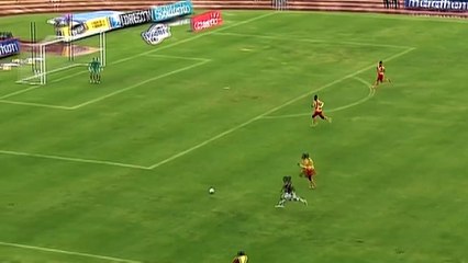 Equateur - Calderon, la frappe imparable du gauche