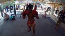 Un entrainement avec un champion de Muay-Thaï en Thaïlande en POV.