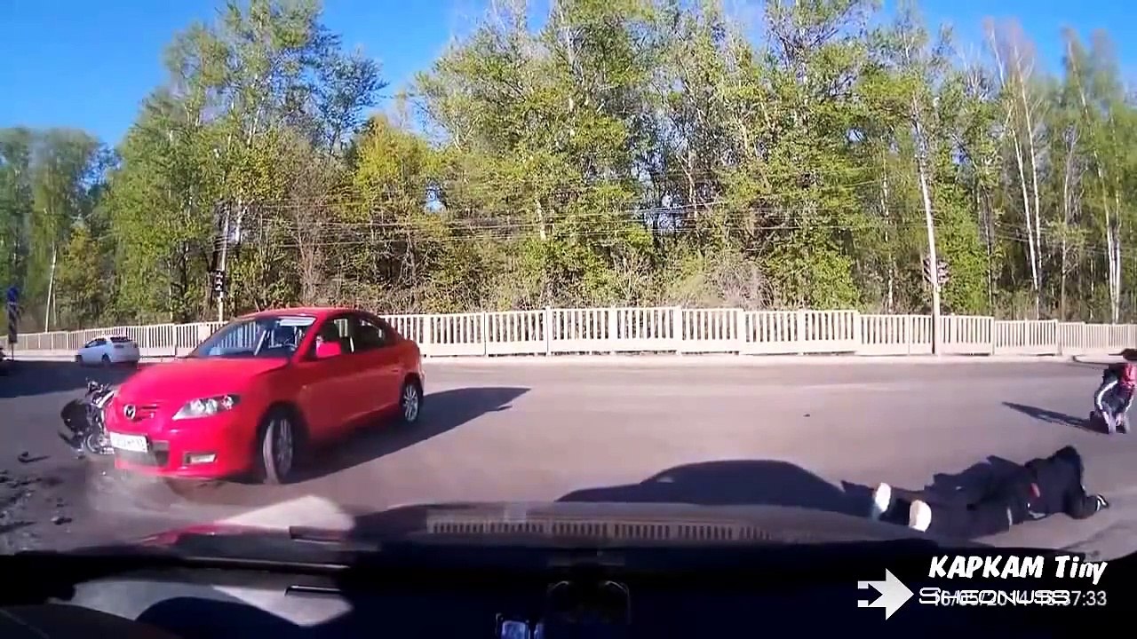 Life Of A MotorCyclist - Motorcycle Crashes Compilation 18+