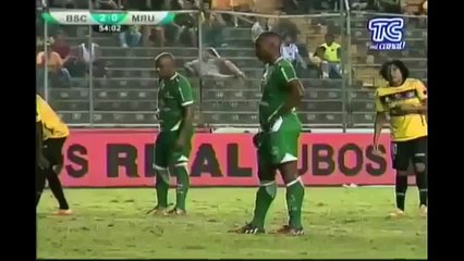 Máximo Banguera: portero del Barcelona SC volvió a fingir desmayo (VIDEO)