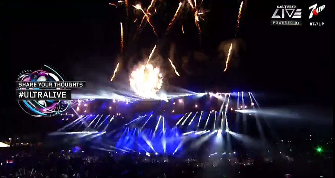 Hardwell & Armin van Buuren - Off The Hook  [Live Ultra Miami 2015]