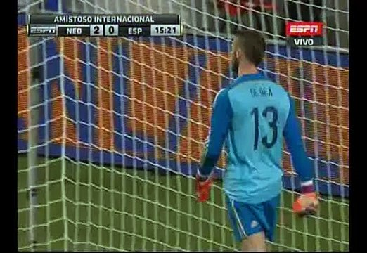 España vs. Holanda: la cara de Iker Casillas tras gol naranja