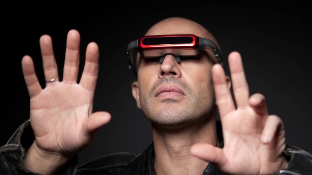 Everything You Always Wanted To Know About Virtual Reality (But Were Too Confused To Ask)