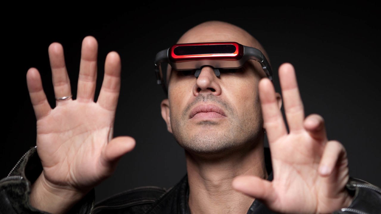 Everything You Always Wanted To Know About Virtual Reality (But Were Too Confused To Ask)