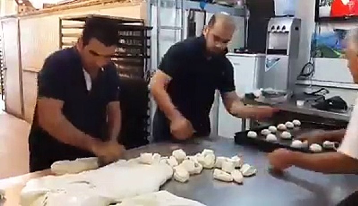 مبدع بكل ما تحمله الكلمه من معنى