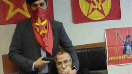 Muere el fiscal secuestrado en Estambul