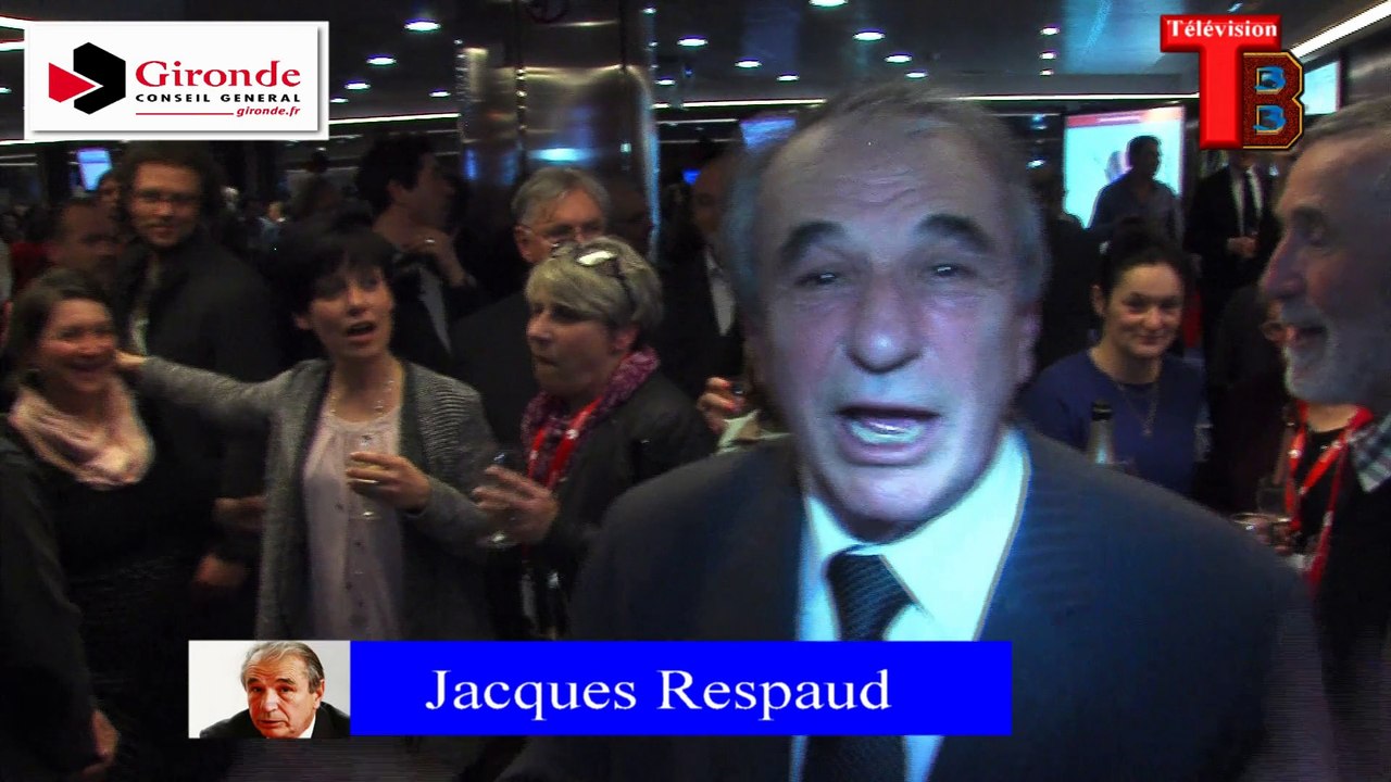 Télévision-Bordeaux-33 victoire de Jacques Réspaud et de Emmanuelle Ajon un petit verre de chanpagne pour la gauche.