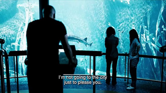 VIC+FLO ONT VU UN OURS - Bande-annonce