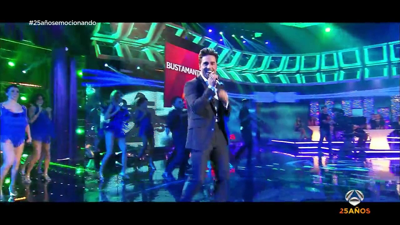 David Bustamante pone el broche final a la gala del 25 aniversario de Antena 3