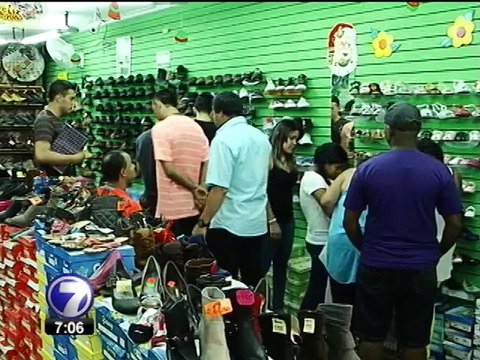 Ticos compraron 555 pantallas planas por hora en el Viernes negro