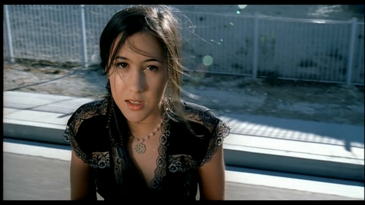 Vanessa Carlton - A Thousand Miles (HD)