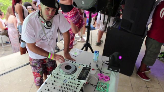Fest Track On Sirk TV: WES SMITH (Winter Music Conference 2015) [Miami Beach, Florida)