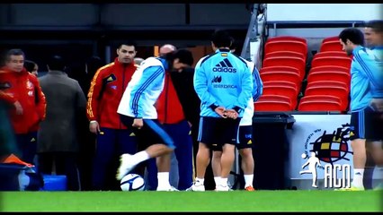 Sergio Ramos ► Amazing Freestyle Show ● Warm Up ● 2015 ● HD