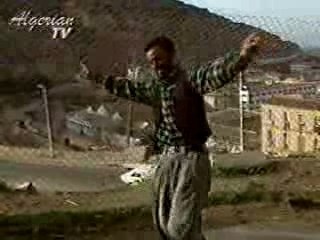 Bila Houdoud: Mostafa et Hazim