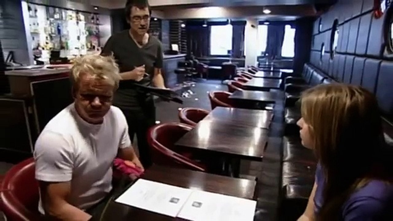 Waiter Training with Gordon Ramsay - Kitchen Nightmares
