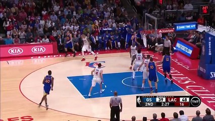 Stephen Curry's humilie Chris Paul (Golden State vs Cippers)