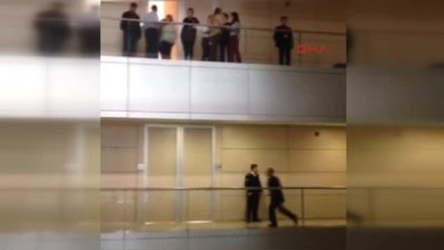 İstanbul Adliye Sarayın'da Savcı Rehin Alındı