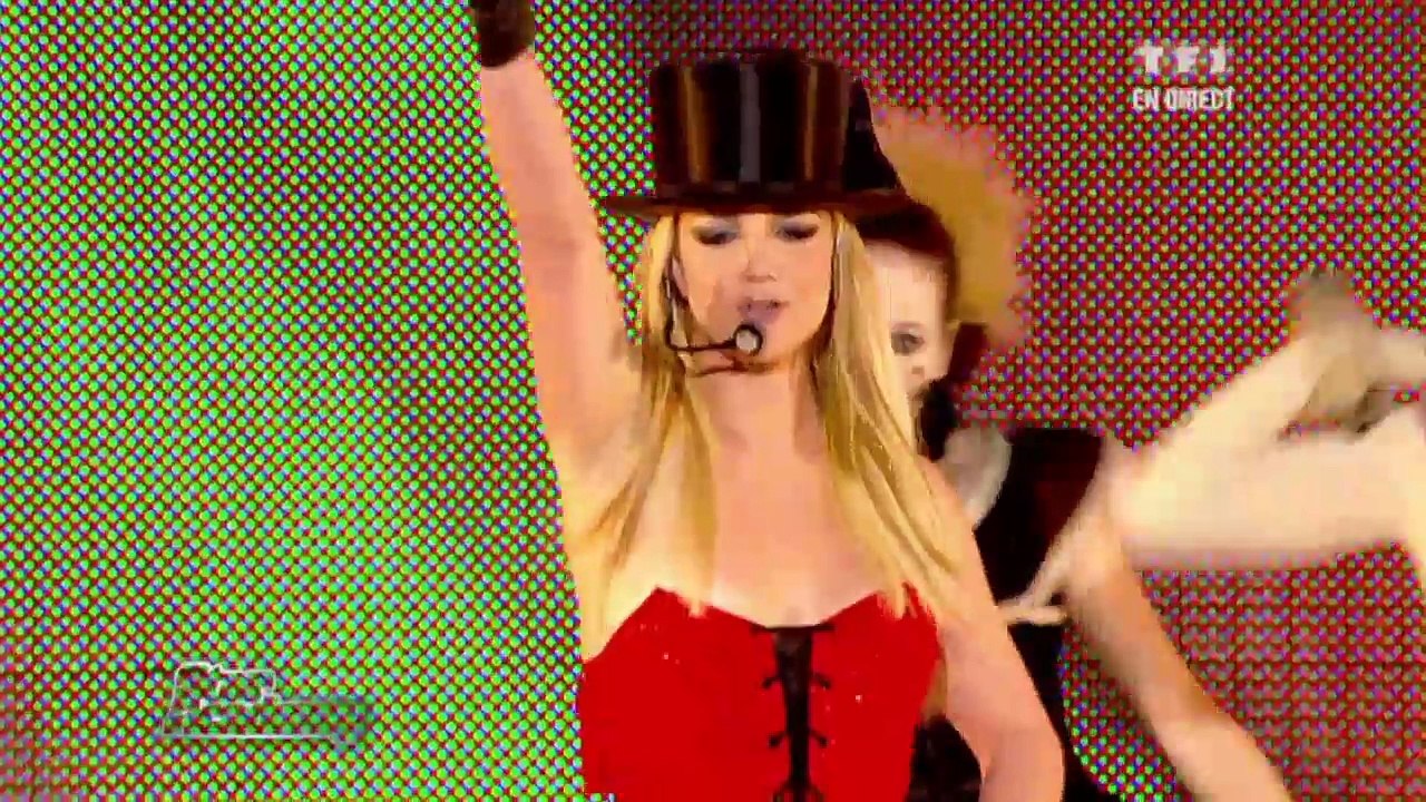 TF1: Britney Spears - Womanizer @ Star Academy [HD]