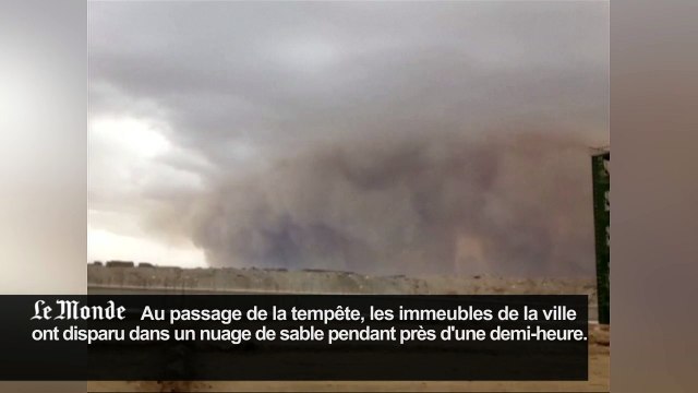 Une tempête de sable s'abat sur une ville du centre de la Chine