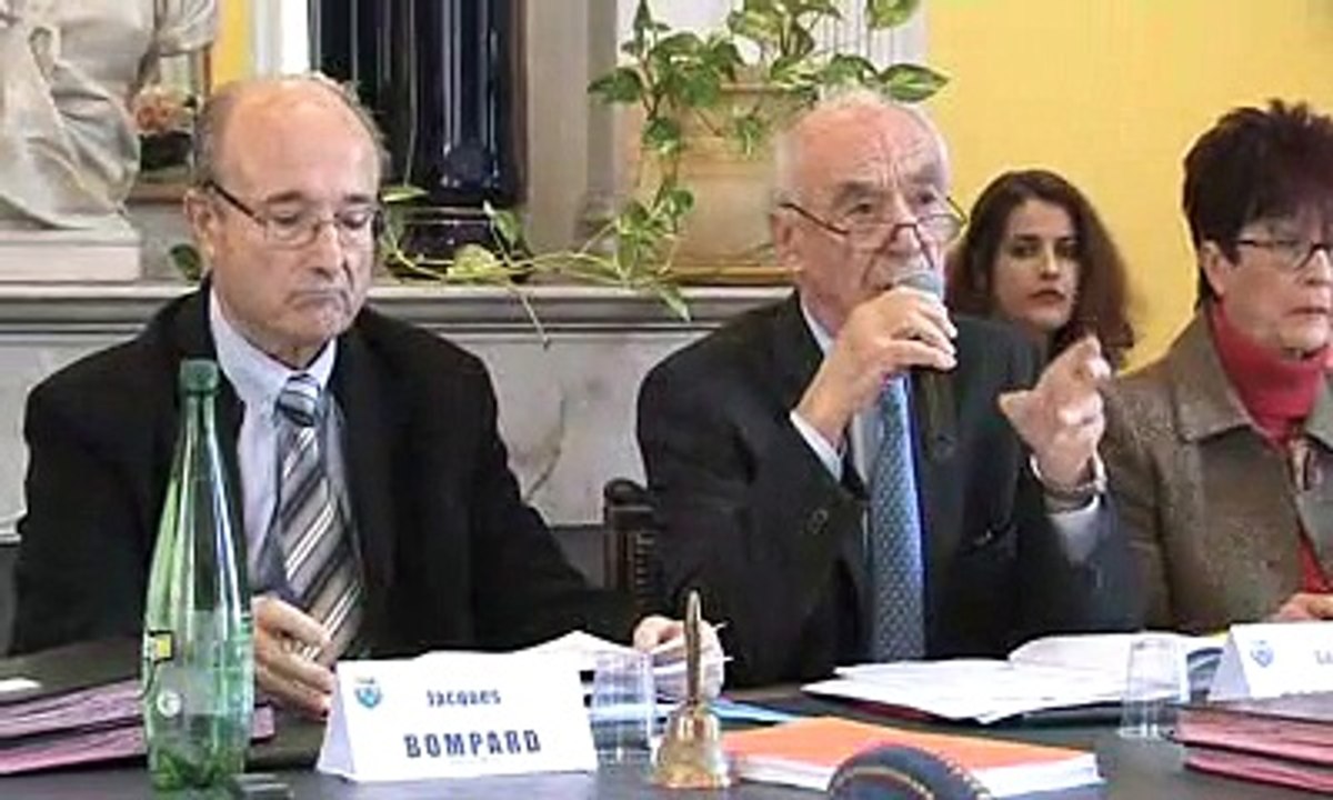 Conseil Municipal ville d'Orange du 30 mars 2015 partie A