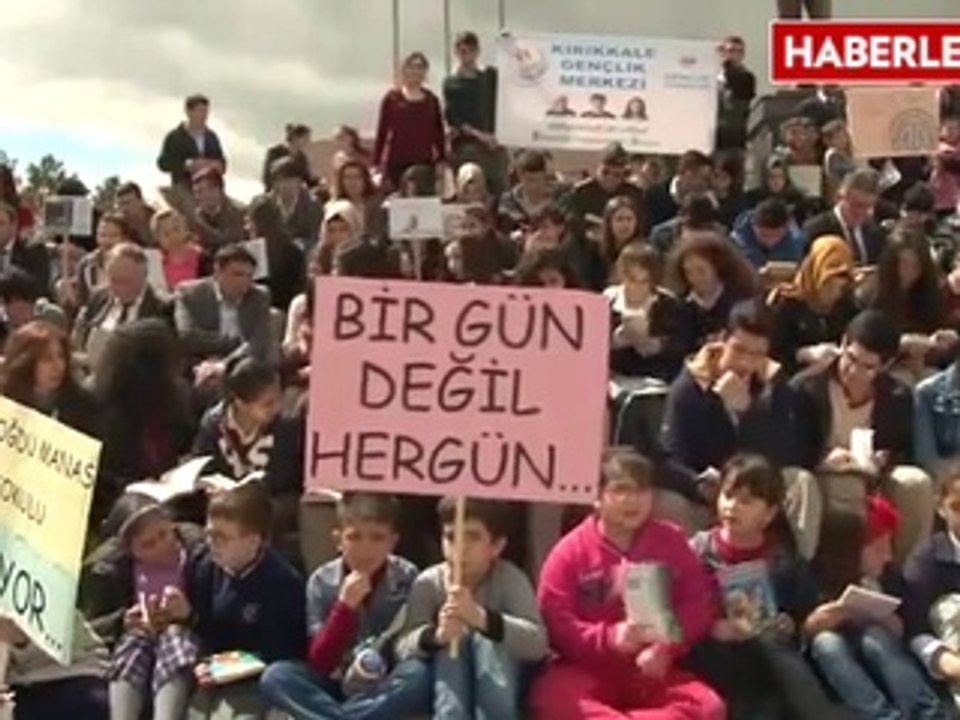 Kitap Okuma Etkinliği