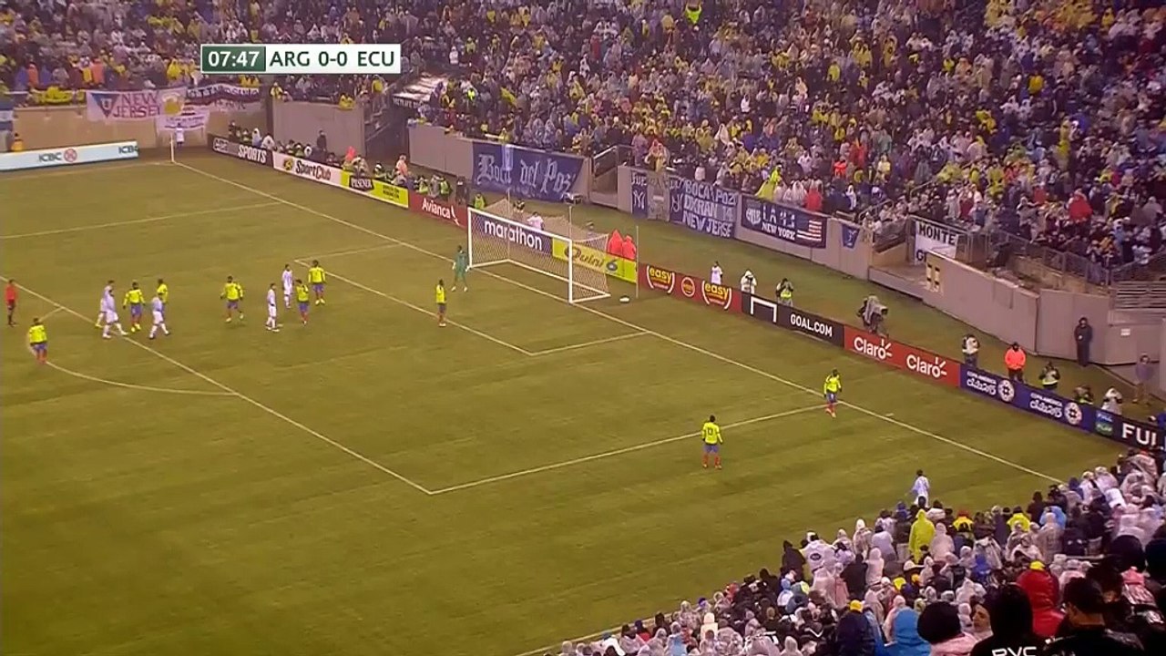 Dank Aguero und Pastore: Sieg auch ohne Messi