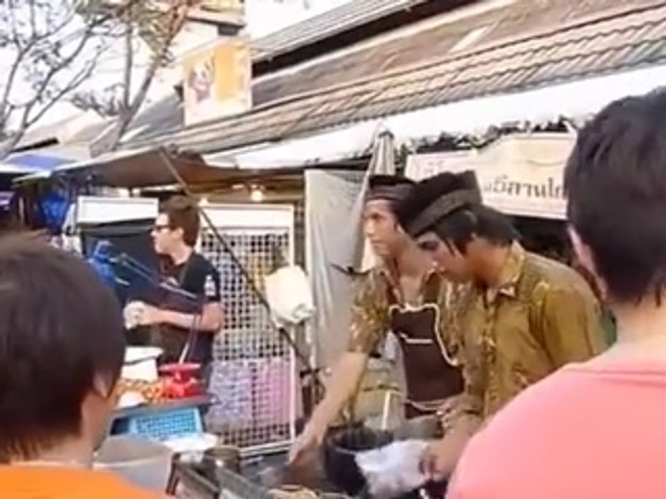wooow what a amazing tea seller must watch