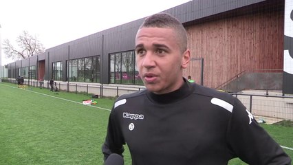 Rouge et Noir : Des nouvelles d'Axel Ngando