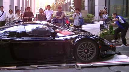 SuperCar MASERATI MC12 CORSA BLACK in Tokyo