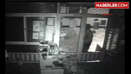 Tarsus İşyerindeki Hırsızlık Güvenlik Kamerasında