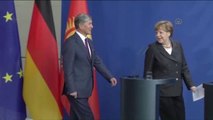 Atambayev-Merkel Ortak Basın Toplantısı