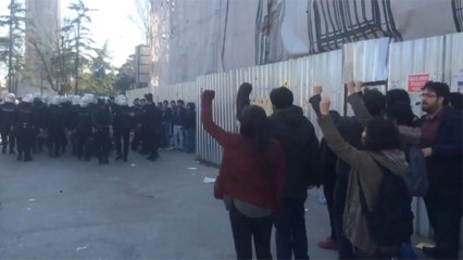 Turkish police raid Istanbul University