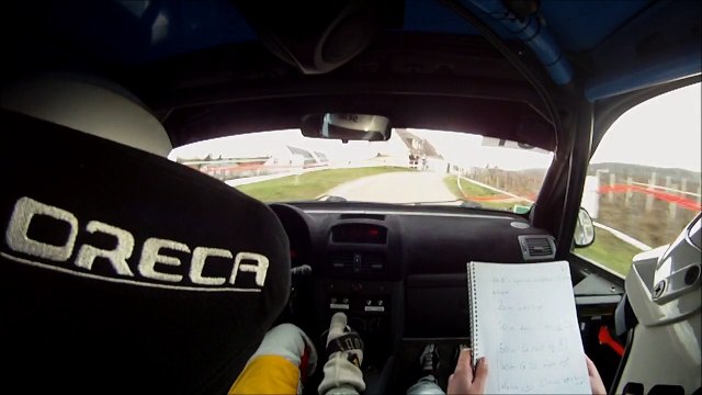 Rallye Epernay - ES 1 Epernay Mardeuil - Pierre-Alexandre et Margaux Perrin - Clio Ragnotti FN3